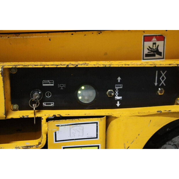 2011 Haulotte COMPACT 8-43204983