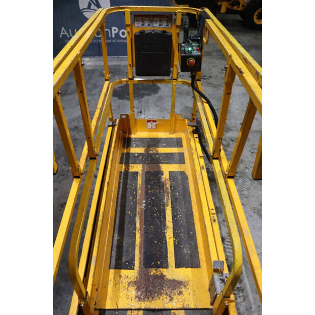 2011 Haulotte COMPACT 8-43204984