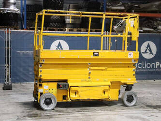 صورة ل رافعات مقصية جيه ال جي 2646ES