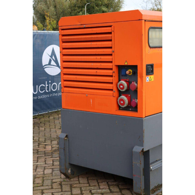 2011 Atlas-Copco QAS150-43205355