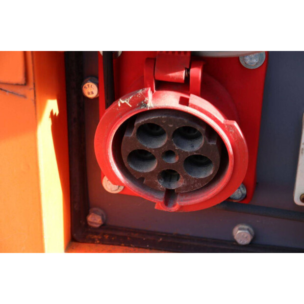 2011 Atlas-Copco QAS150-43205378