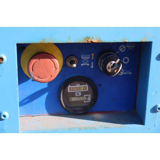 2014 Mantall XE80CT-43205631