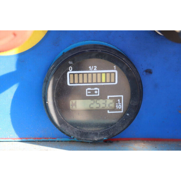 2014 Mantall XE80CT-43205632