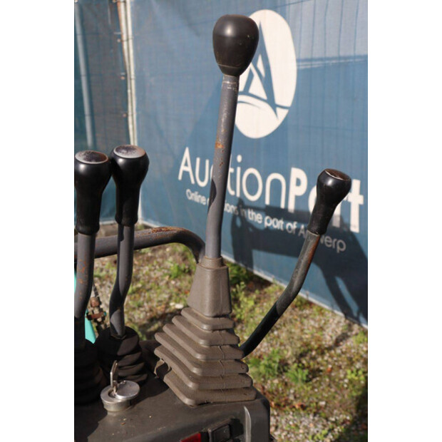 2005 IHI 9NX-43206490