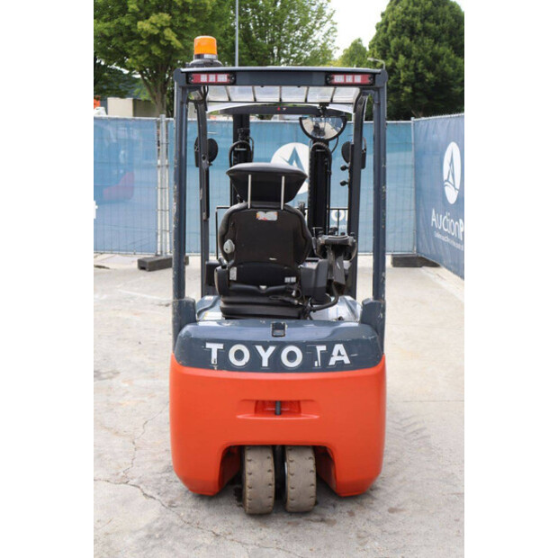 2016 Toyota 8FBEK18T-43206604