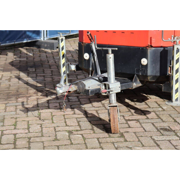 2010 Towerlight VB-9-43206710