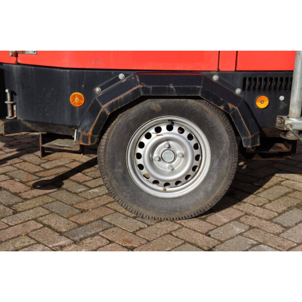 2010 Towerlight VB-9-43206715