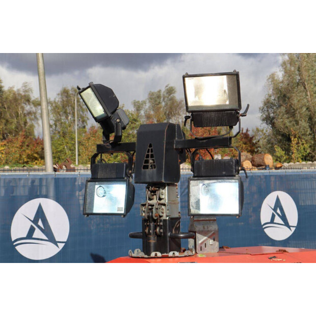 2010 Towerlight VB-9-43206739