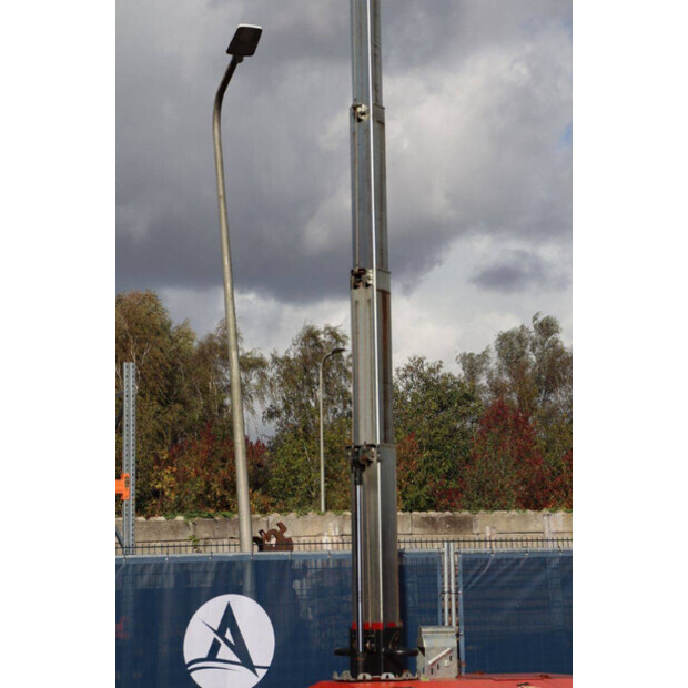 2010 Towerlight VB-9-43206749