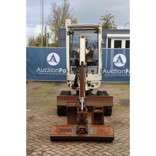 2011 Neuson 2404-43206795