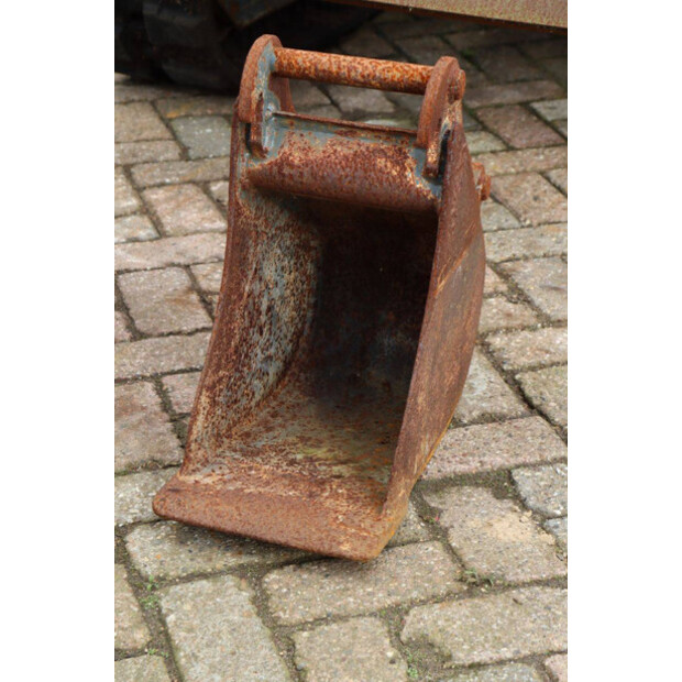 2011 Neuson 2404-43206807