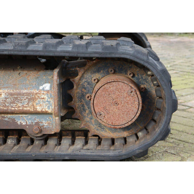 2011 Neuson 2404-43206812