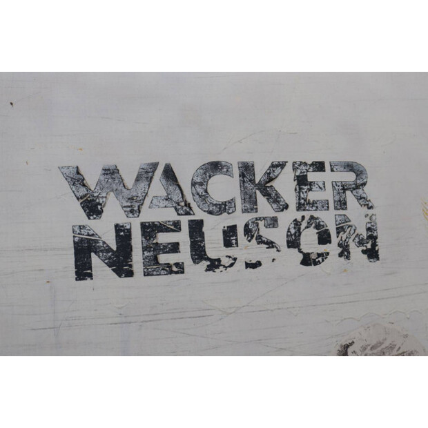 2011 Neuson 2404-43206817