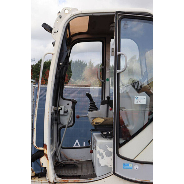 2011 Neuson 2404-43206823