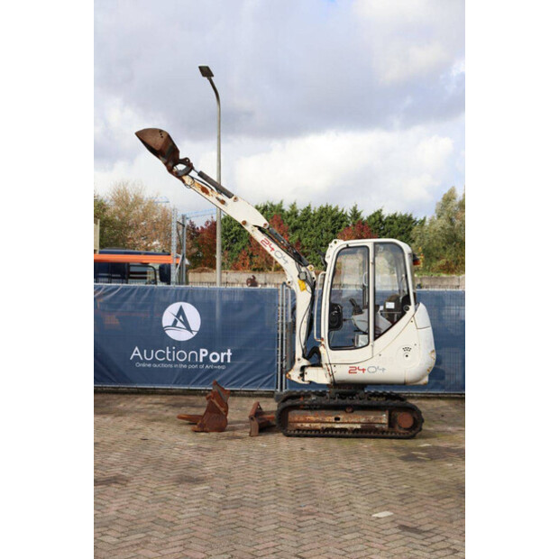 2011 Neuson 2404-43206837