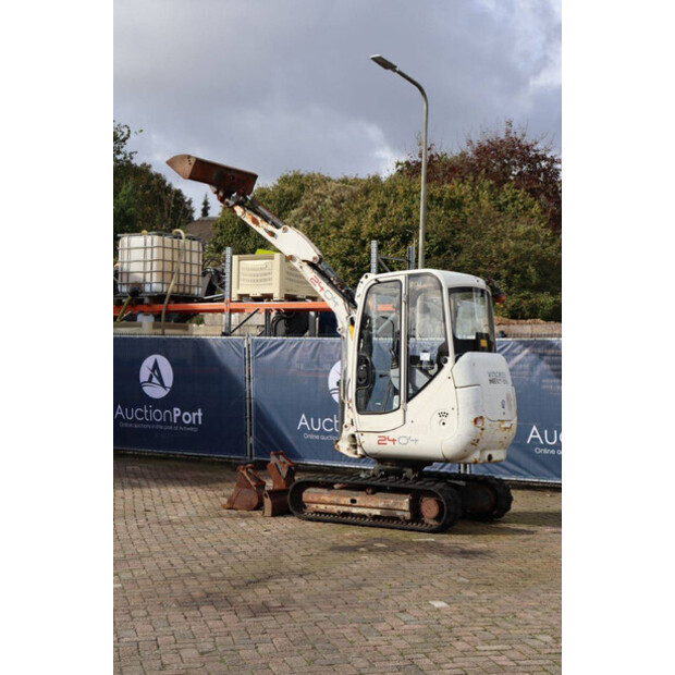 2011 Neuson 2404-43206838