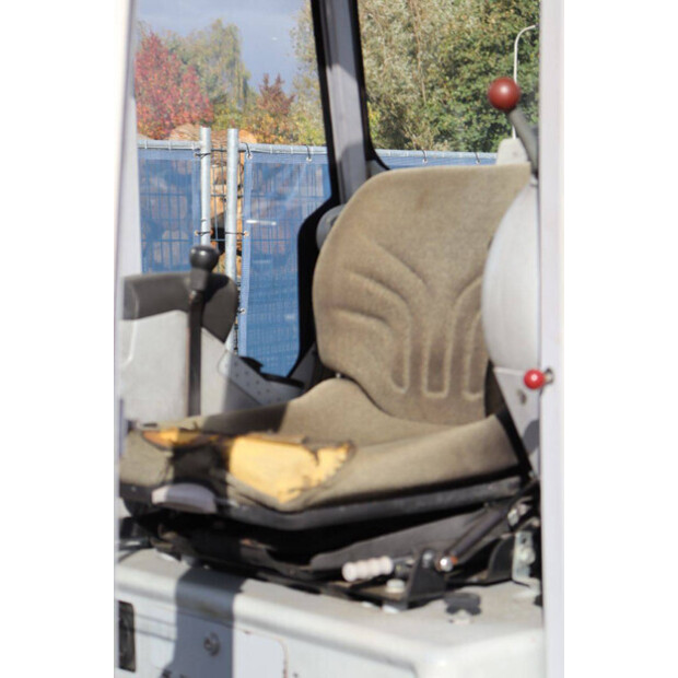 2011 Neuson 2003 RD-43206871