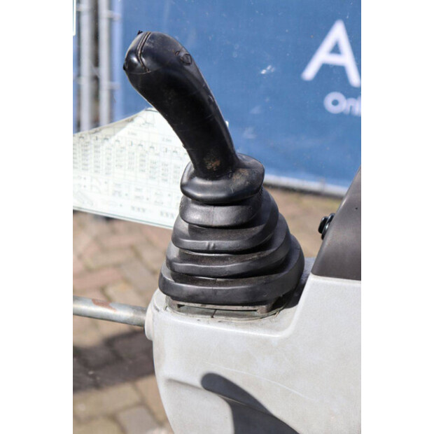 2011 Neuson 2003 RD-43206874