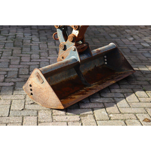 2011 Neuson 2003 RD-43206892