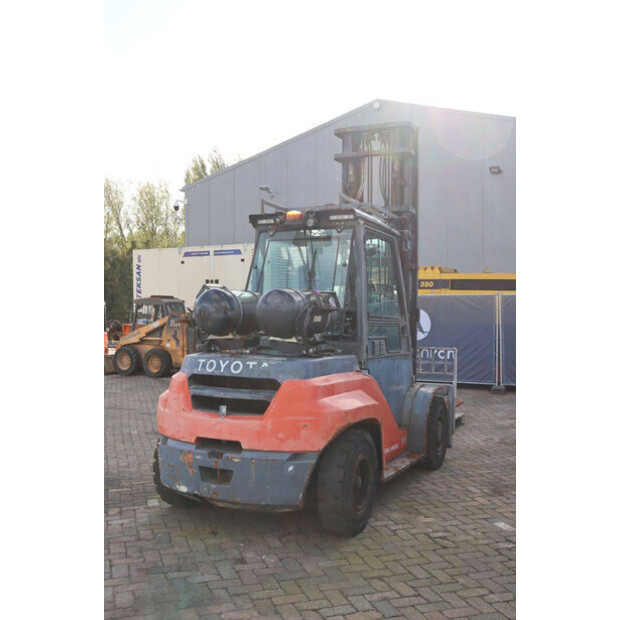 2020 Toyota 8FG70N-43207024