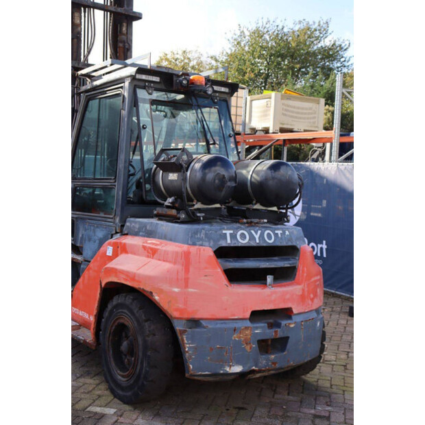 2020 Toyota 8FG70N-43207037