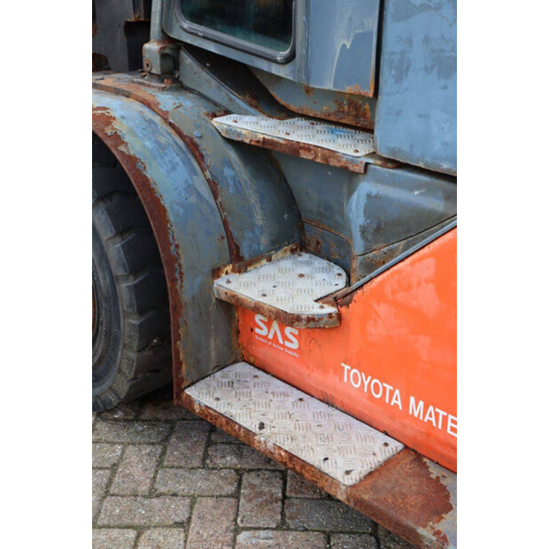 2020 Toyota 8FG70N-43207050