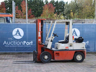 صورة ل رافعات شوكية نيسان PH02A25U