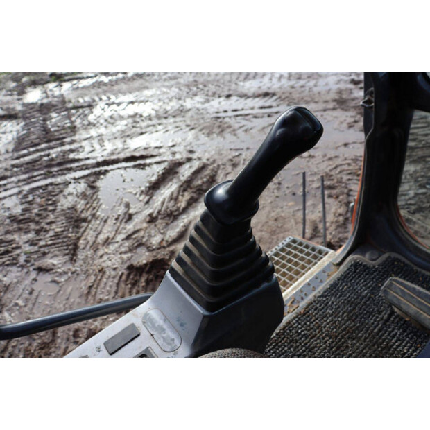 2010 Doosan DX225LC-43207520