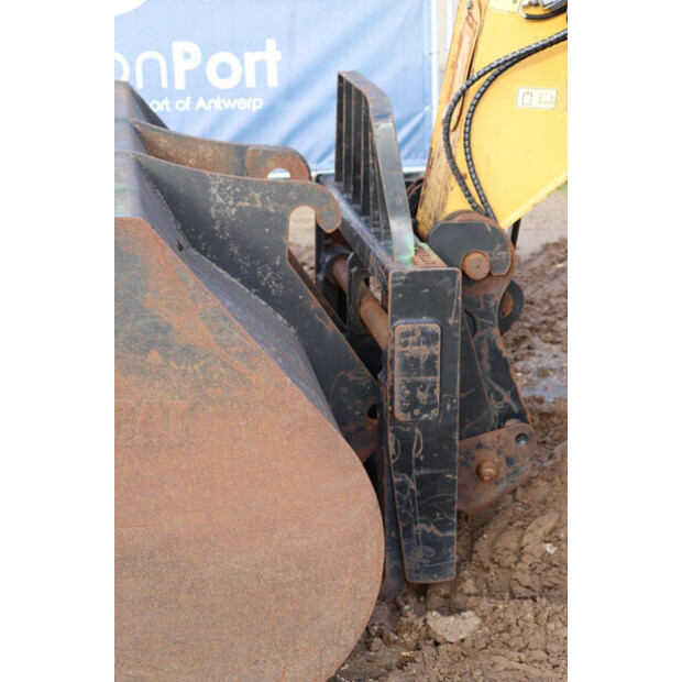 2005 كاتربيلر TH580B-43207533