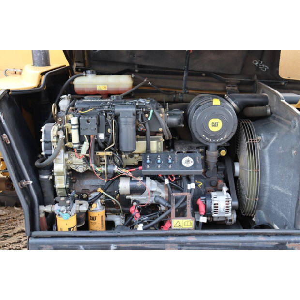 2005 كاتربيلر TH580B-43207555