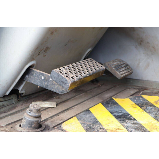 2005 كاتربيلر TH580B-43207563