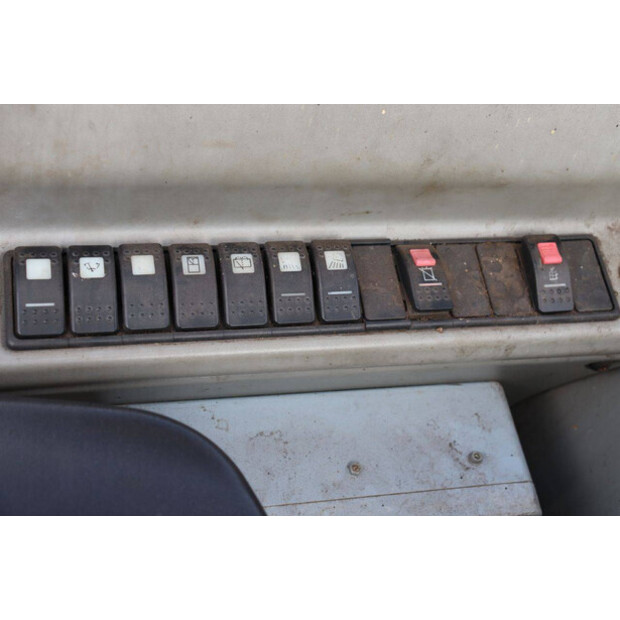 2005 كاتربيلر TH580B-43207566