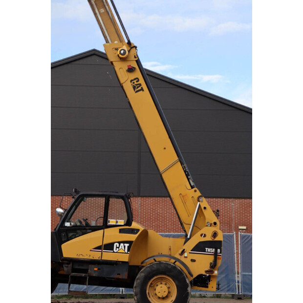 2005 كاتربيلر TH580B-43207582