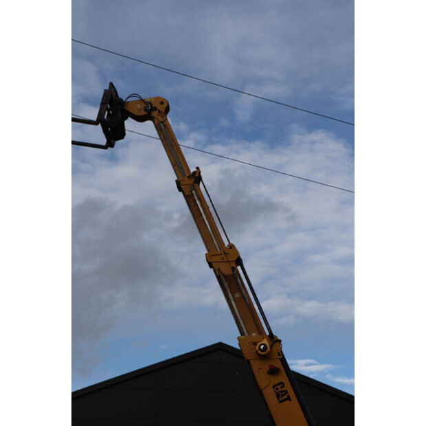 2005 كاتربيلر TH580B-43207583