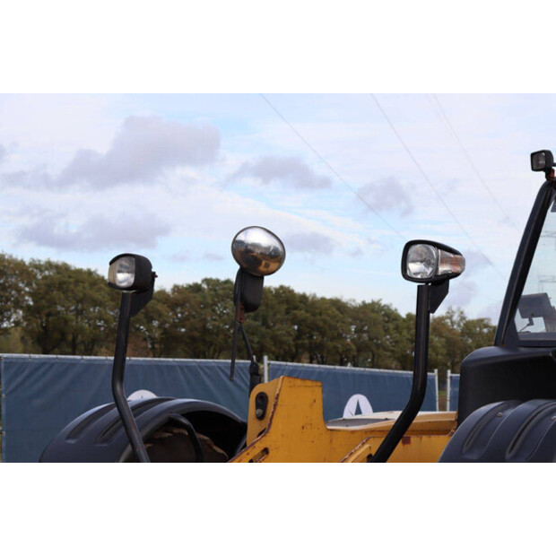 2005 كاتربيلر TH580B-43207585