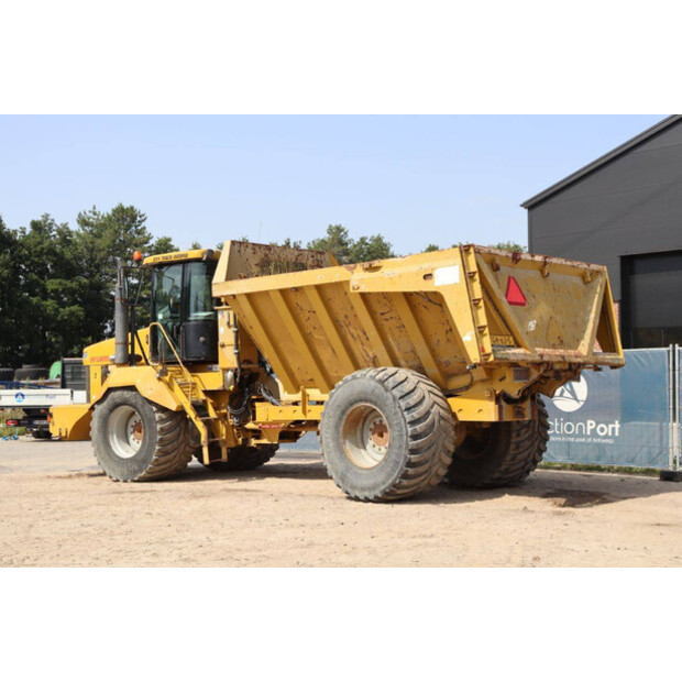 2005 CHALLENGER TG 2104 DU-43207644