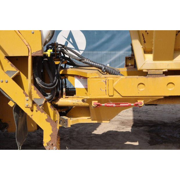 2005 CHALLENGER TG 2104 DU-43207655