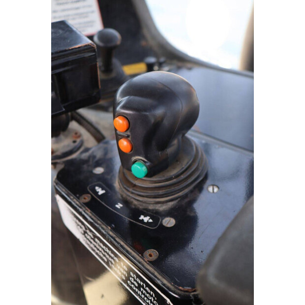 2005 CHALLENGER TG 2104 DU-43207679