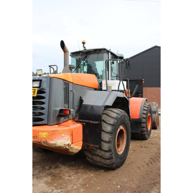 2011 Hitachi ZW250-43207708