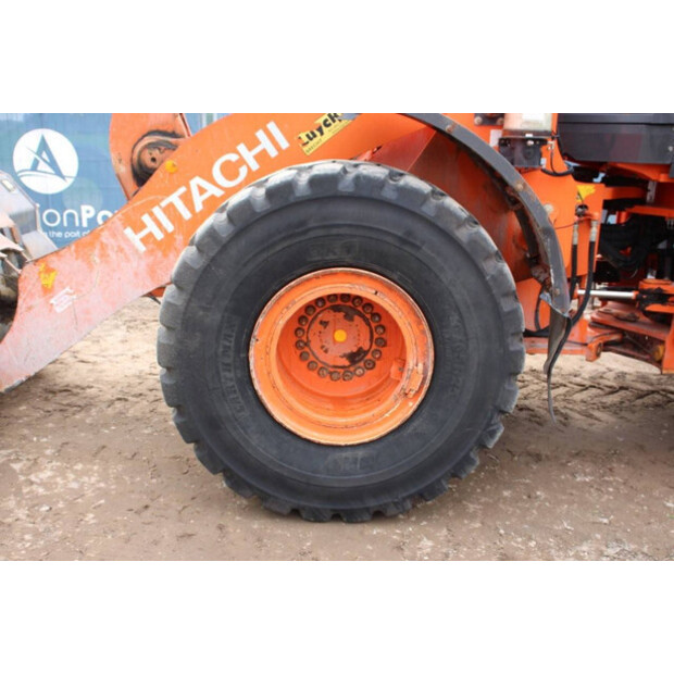 2011 Hitachi ZW250-43207716