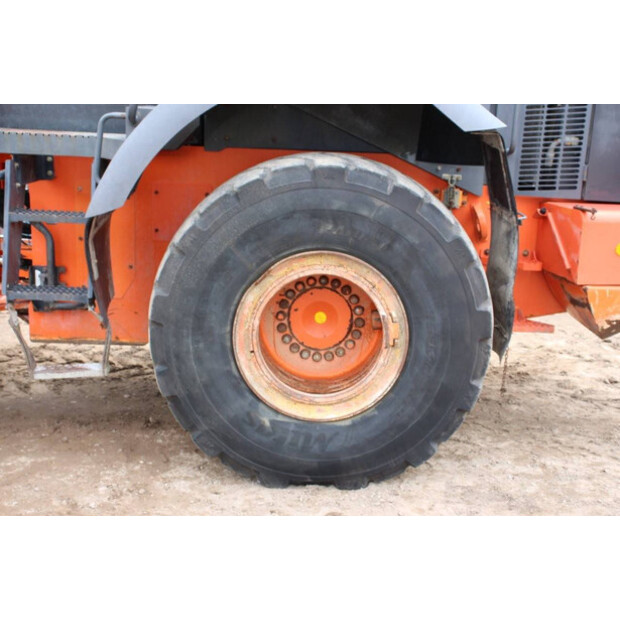 2011 Hitachi ZW250-43207718