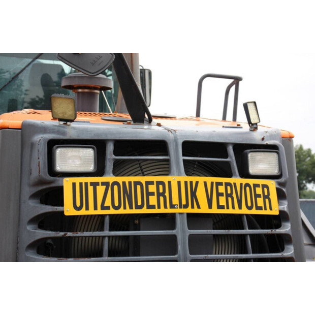 2011 Hitachi ZW250-43207720