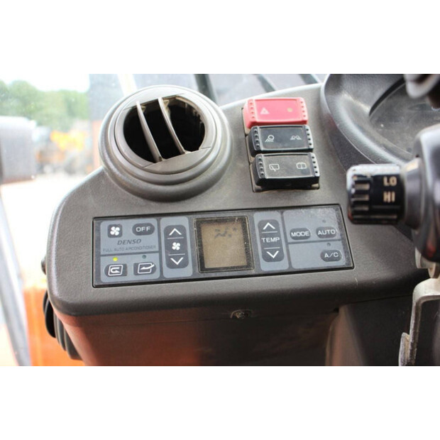 2011 Hitachi ZW250-43207732