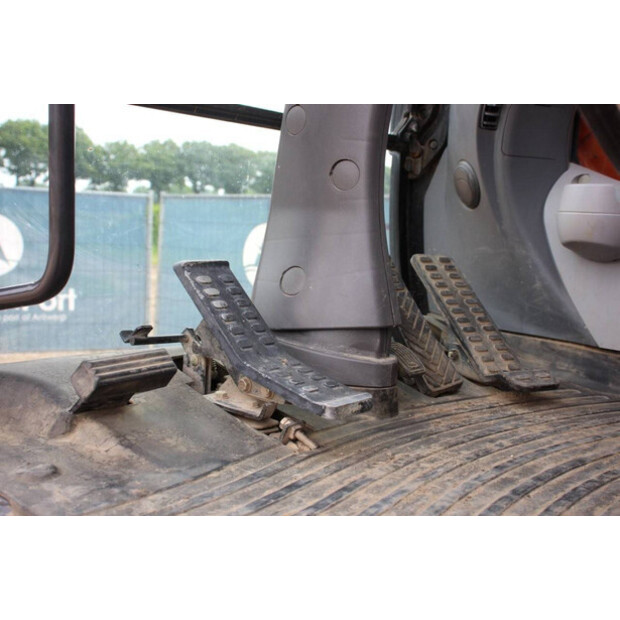 2016 هيتاشى ZX140W-5B-43207768