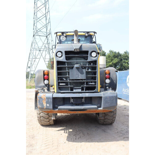 2021 Komatsu WA270-8E0-43207788