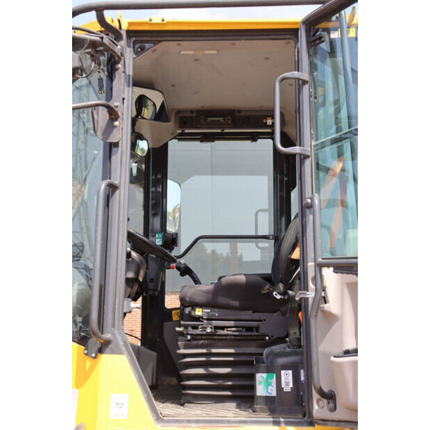 2021 Komatsu WA270-8E0-43207813