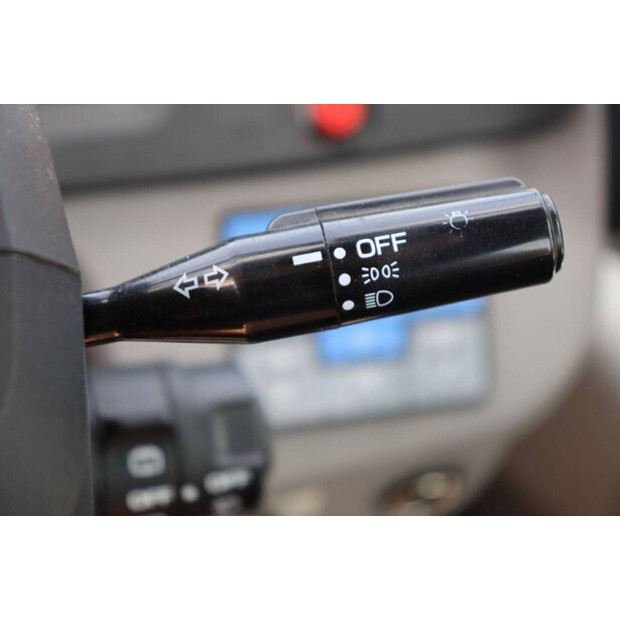 2021 Komatsu WA270-8E0-43207824