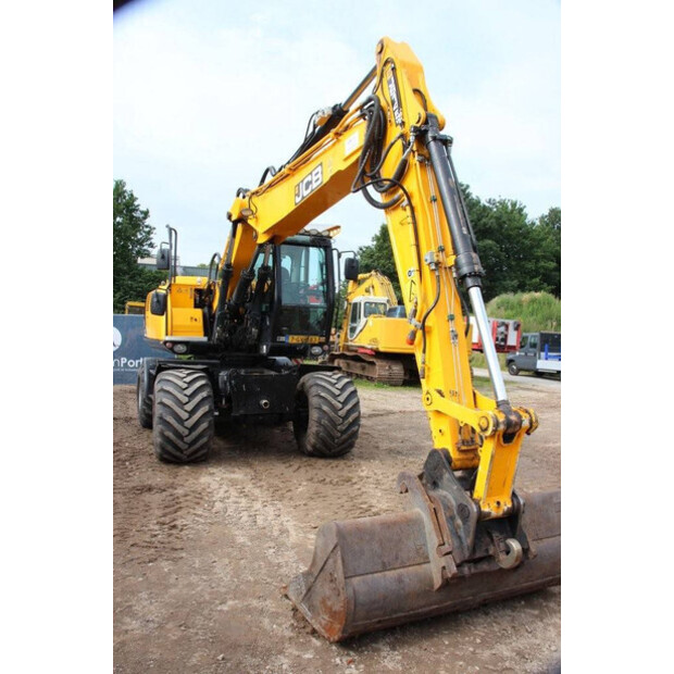 2017 JCB JS145WTT4I-43207847