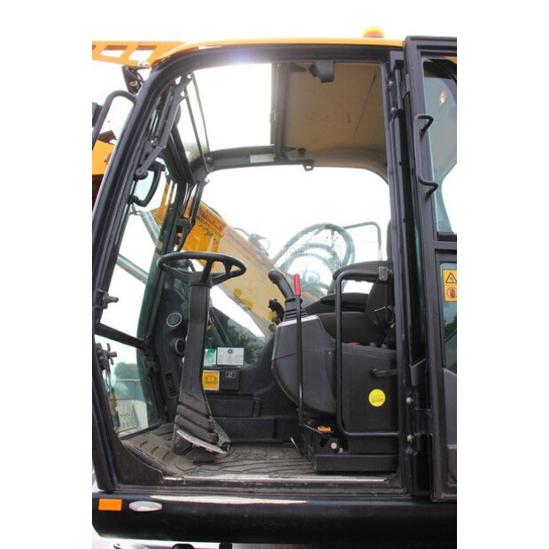 2017 JCB JS145WTT4I-43207869