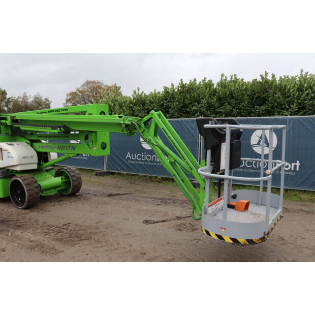 2011 NIFTY HR17N-43208108